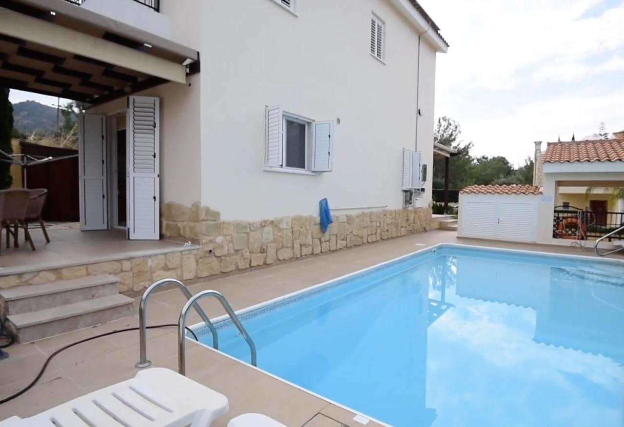 Fab Sea And Mountain View Villa, Walking Distance From The Sandy Beach Yialia Bagian luar foto